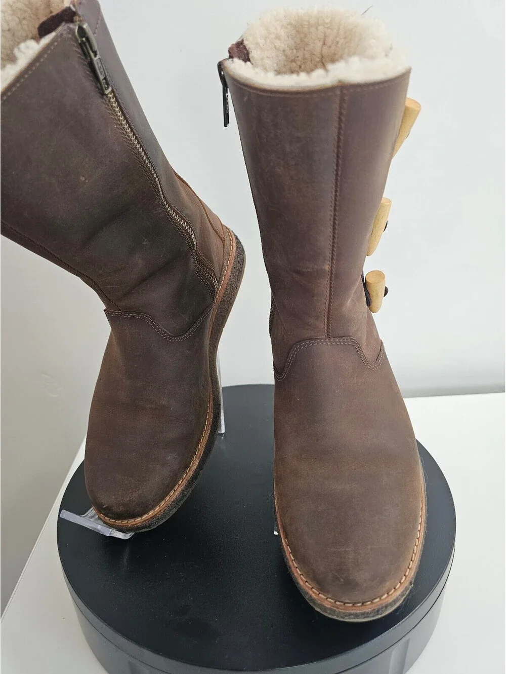 UGG Vintage Brown Leather Shearling Lined Boots with Toggles